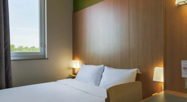 B&B HOTEL Metz Est Technopole Pôle Santé, Rezervasyon Bed and Breakfast Moselle otoparklı oteller, Otopark