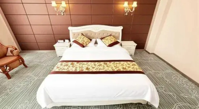 Люкс Deluxe Lanzhou Jinfeng Hotel