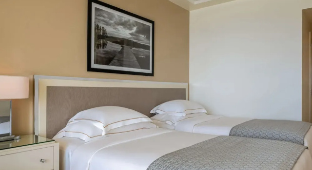 Четырёхместный семейный номер Standard Mövenpick Hotel Beirut