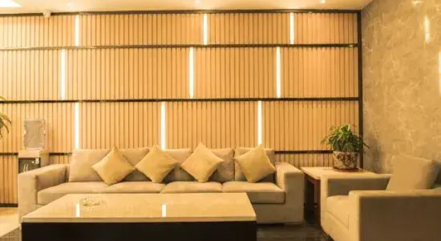 Wan Li Hong Grand Hotel, Rezerwuj Hotel Hotele w Shenzhen z parkingiem, Parking