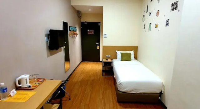 Одноместный номер Economy Qlio Hotel