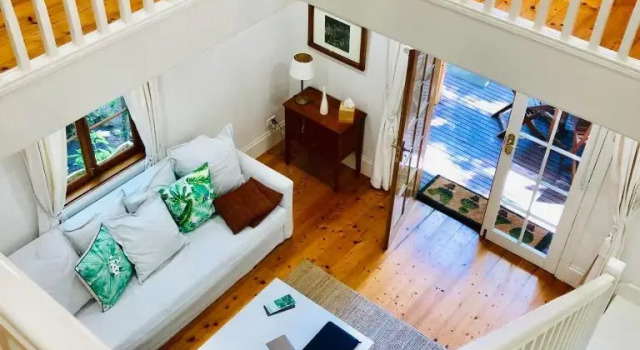 Aldgate Creek Cottage Bed and Breakfast, Book Feriehus  