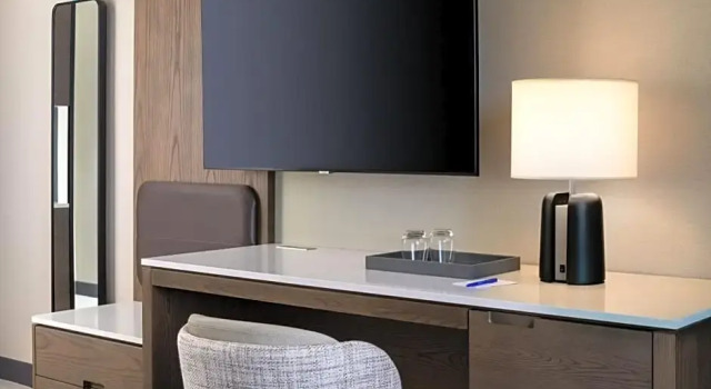 Четырёхместный номер Standard с видом на город Delta Hotels by Marriott Wichita Falls Convention Center