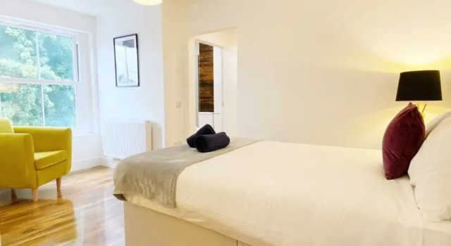 Stylish Bedford Town Centre Apartment 5 Sleeps 6 Fast Wi-fi