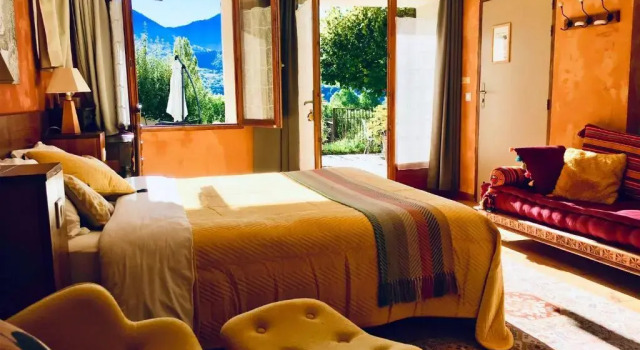 Номер Deluxe Chambre dHôtes La Grange des Ecrins