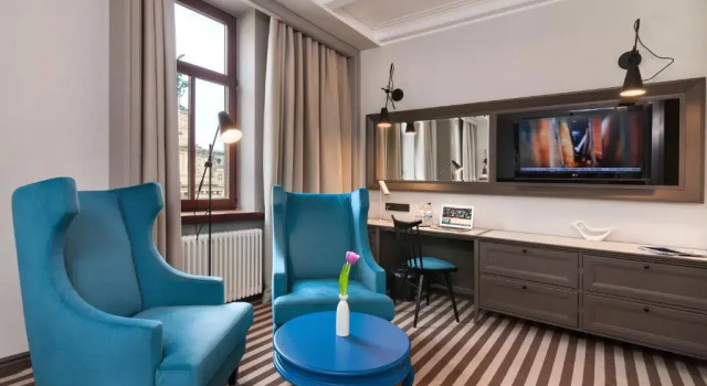 Полулюкс PANORAMA Lviv Hotel