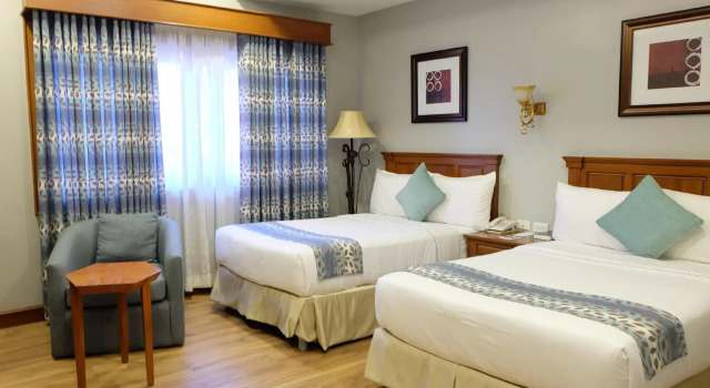 Двухместный номер Premier Paragon Hotel and Suites