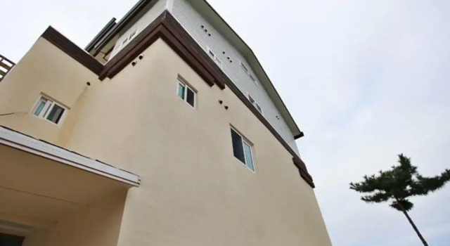 Yangyang Haegeum Pension, Rezerwuj Hotel Hotele w Yangyang z parkingiem, Parking