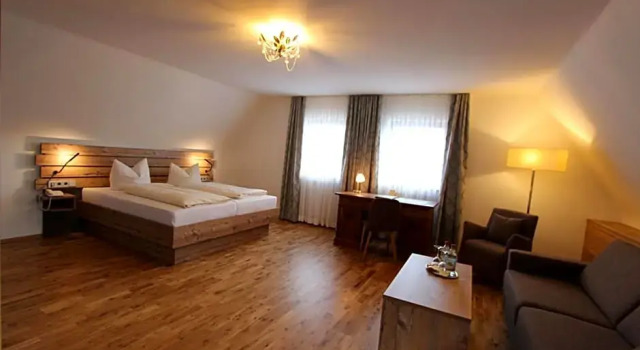 Hotel Gasthof Rössle, Prenota Hotel Senden Svevia Bavarese