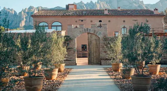 Hotel Masia Can Farrés