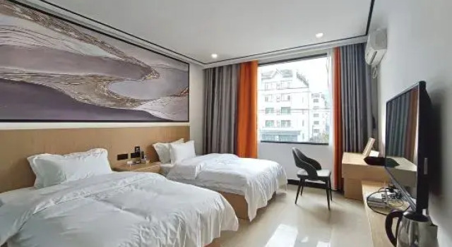 Двухместный люкс Renhe Hotel