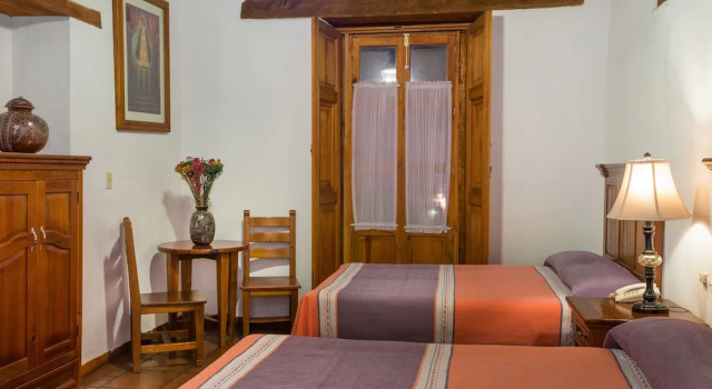 Четырёхместный полулюкс Hotel Casa del Refugio