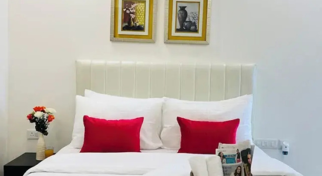 Апартаменты Standard с 3 комнатами Olive Service Apartment DLF Galleria
