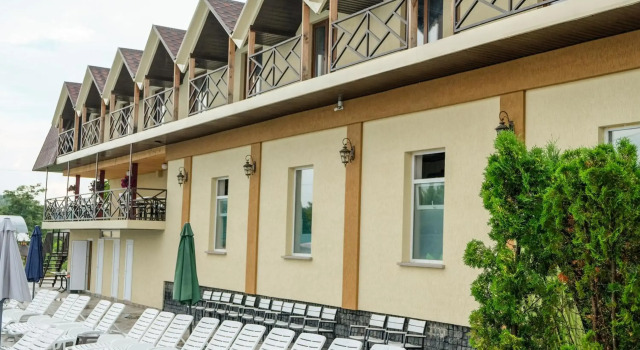 Оздоровчий комплекс Гайки заїзд провулок Сухий Яр 12, Buchen Sie Hotel Schytomyr Schytomyr
