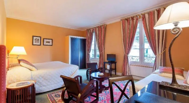 Номер Standard Grand Hôtel "Château de Sully" - Piscine & Spa -Teritoria