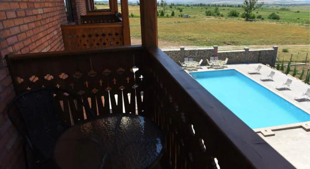 Номер Standard с видом на бассейн Отель Chateau Khashmi