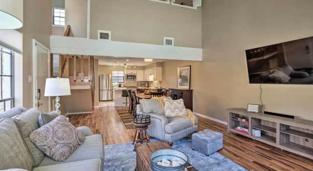 Horseshoe Bay Resort Townhome - Near Lake Lbj!