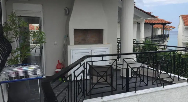 Апартаменты с 3 комнатами Litsa Apartments