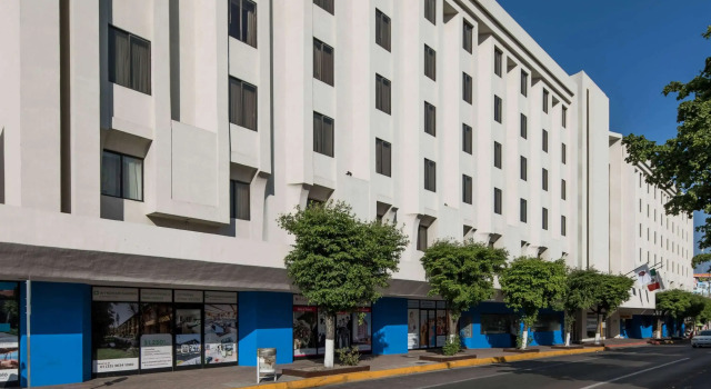 Wyndham Executivo Culiacan, Забронировать Отель Кульякан Синалоа, рядом с Торговый центр Forum Culiacan