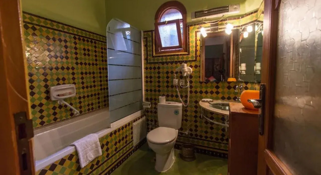 Zohra Room - Full Beed, Varaa Lomakoti Fès Fes-Meknes