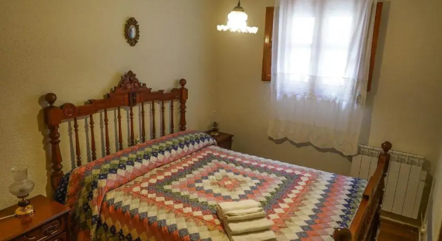 CASA MERCEDES-PUERTOMINGALVO, Buchen Sie Hotel Puertomingalvo Aragonien