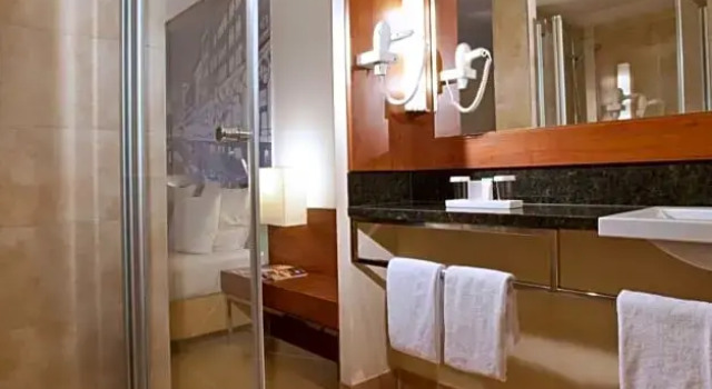 Двухместный номер Deluxe Lindner Hotel Hamburg am Michel, part of JdV by Hyatt