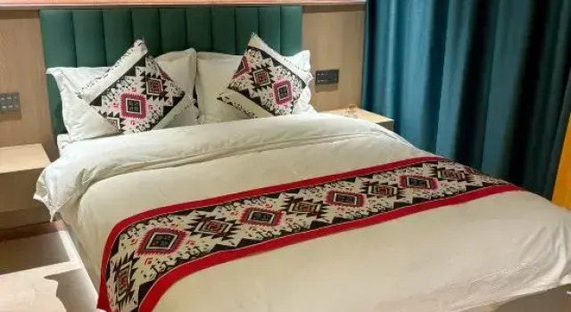 Люкс Comfort Yiran hotel (Kashgar Shenka Avenue Branch)