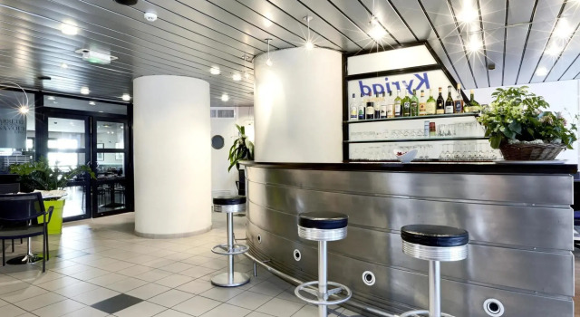 Hotel Coeur Marin, Забронировать Отель Ле-Сабль-д'Олон Vendée, рядом с Scoot-Wave