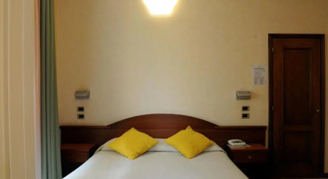 Classic dublă cameră Hotel Button