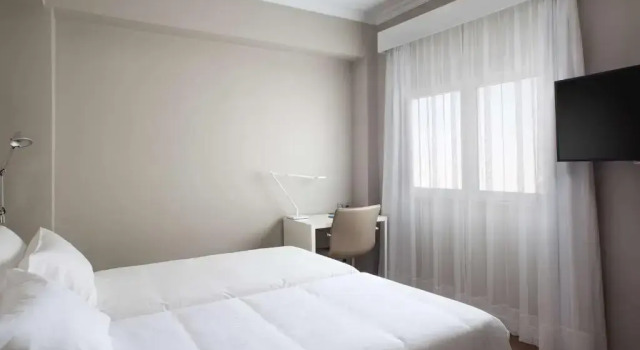 Двухместный номер Standard Отель NH Las Palmas Playa las Canteras