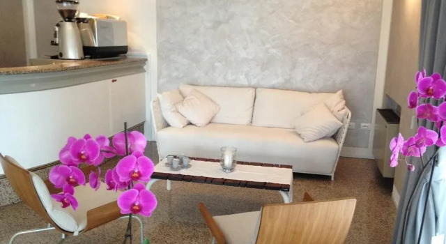 HOTEL VITTORIA, Забронировать Отель Отели Колумбария Сирмионе 3 звезды, 3*