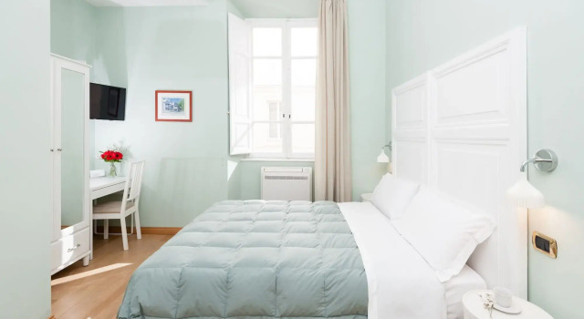 Mybedcavour