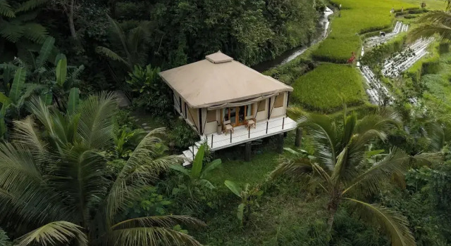 Тент с видом на горы Nadi Nature Resort