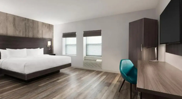 Люкс Days Inn by Wyndham Saint John