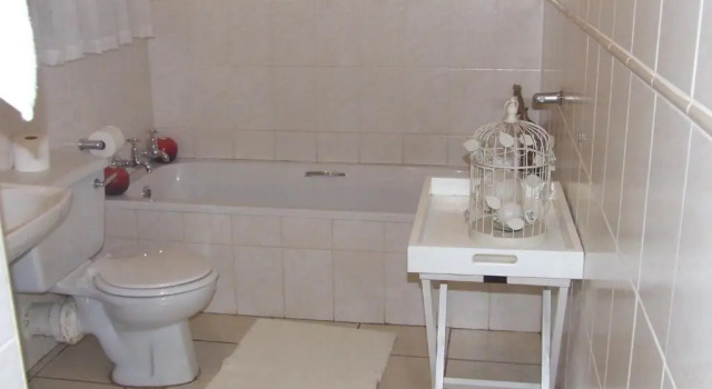 Одноместный номер Standard Doves Nest Guest House