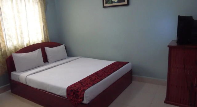 Central Hotel