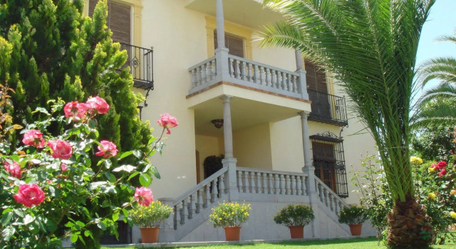 Hotel La Zubia