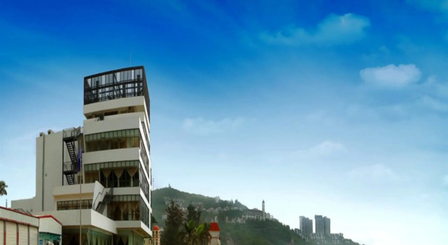 Трёхместный люкс Shenzhen Xichong Yuerongwan Gongren Villa