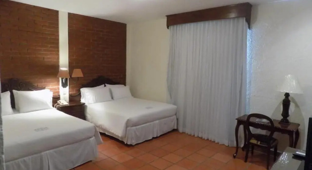 Номер Comfort Hotel El Convento Leon Nicaragua