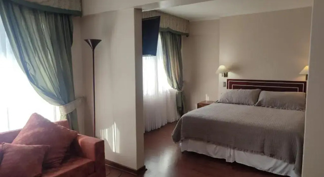 Люкс Hotel Francisco De Aguirre