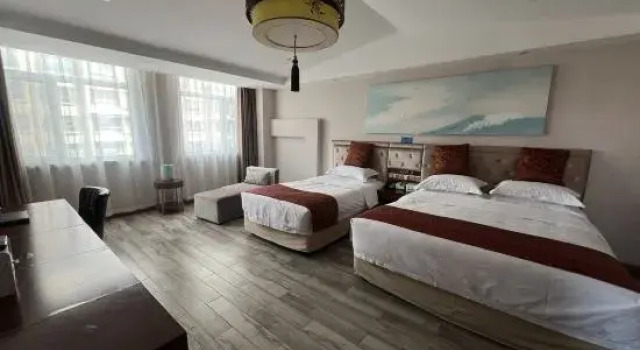 Люкс Junxingyuan Hotel (Ulanqab High-speed Railway Station)