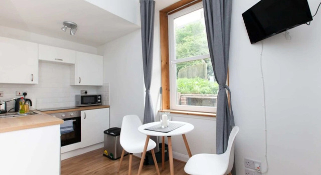 Studio Flat In Canonmills, Забронировать Апартаменты/квартира Апартаменты Эдинбурга, рядом с Железнодорожный вокзал Эдинбург-Уэверли, Апартаменты/квартира