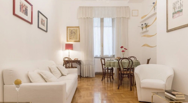 Elegant and Spacious 6 Guests Flat Near Vatican, Prenota Hotel Roma Lazio