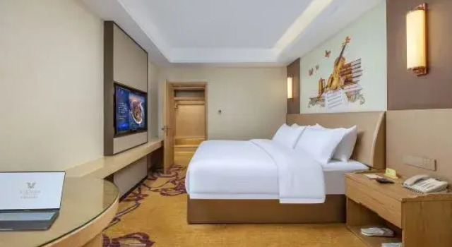 Люкс Vienna International Hotel Dalian municipal government