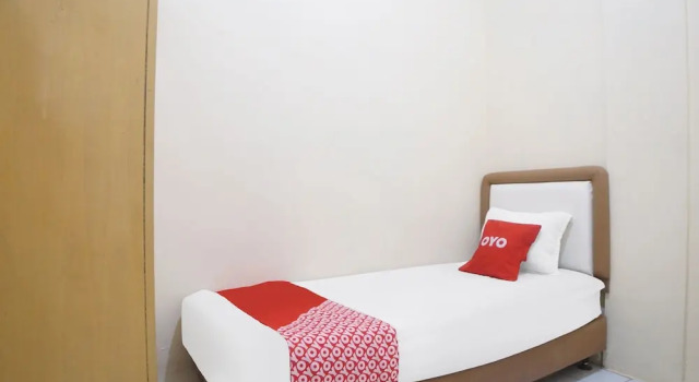 Номер Economy Hotel O Kost Ketapang Syariah