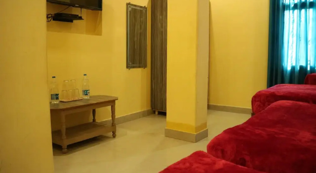 Четырёхместный номер Standard Hotel Samman