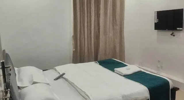 Номер Economy FabHotel Spark Inn