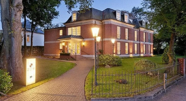 Das Gästehaus der Elb Lounge "Self Check In", Prenota Hotel Nienstedten Amburgo