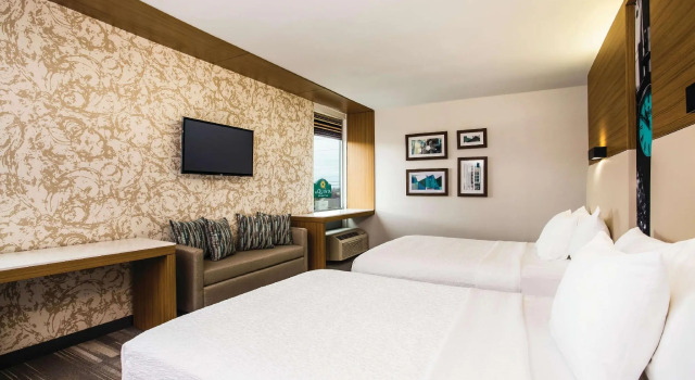Четырёхместный номер Standard La Quinta by Wyndham Winchester
