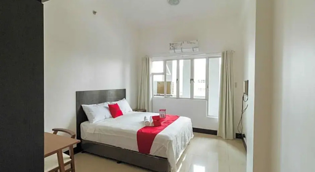 Номер Deluxe RedDoorz Plus at Banawe Quezon City